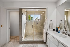 Tiburon Ct-S0805-028.jpg