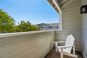 Tiburon Ct-S0805-040.jpg