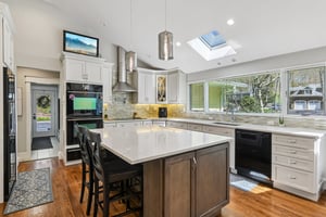 Treeview Dr-S2204-012.jpg