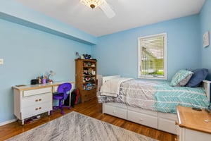 Treeview Dr-S2204-024.jpg