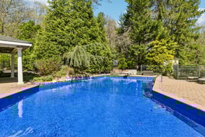 Treeview Dr-S2204-032.jpg