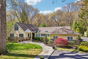 Treeview Dr-S2204-039.jpg