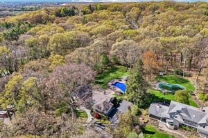 Treeview Dr-S2204-042.jpg