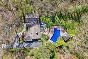 Treeview Dr-S2204-045.jpg