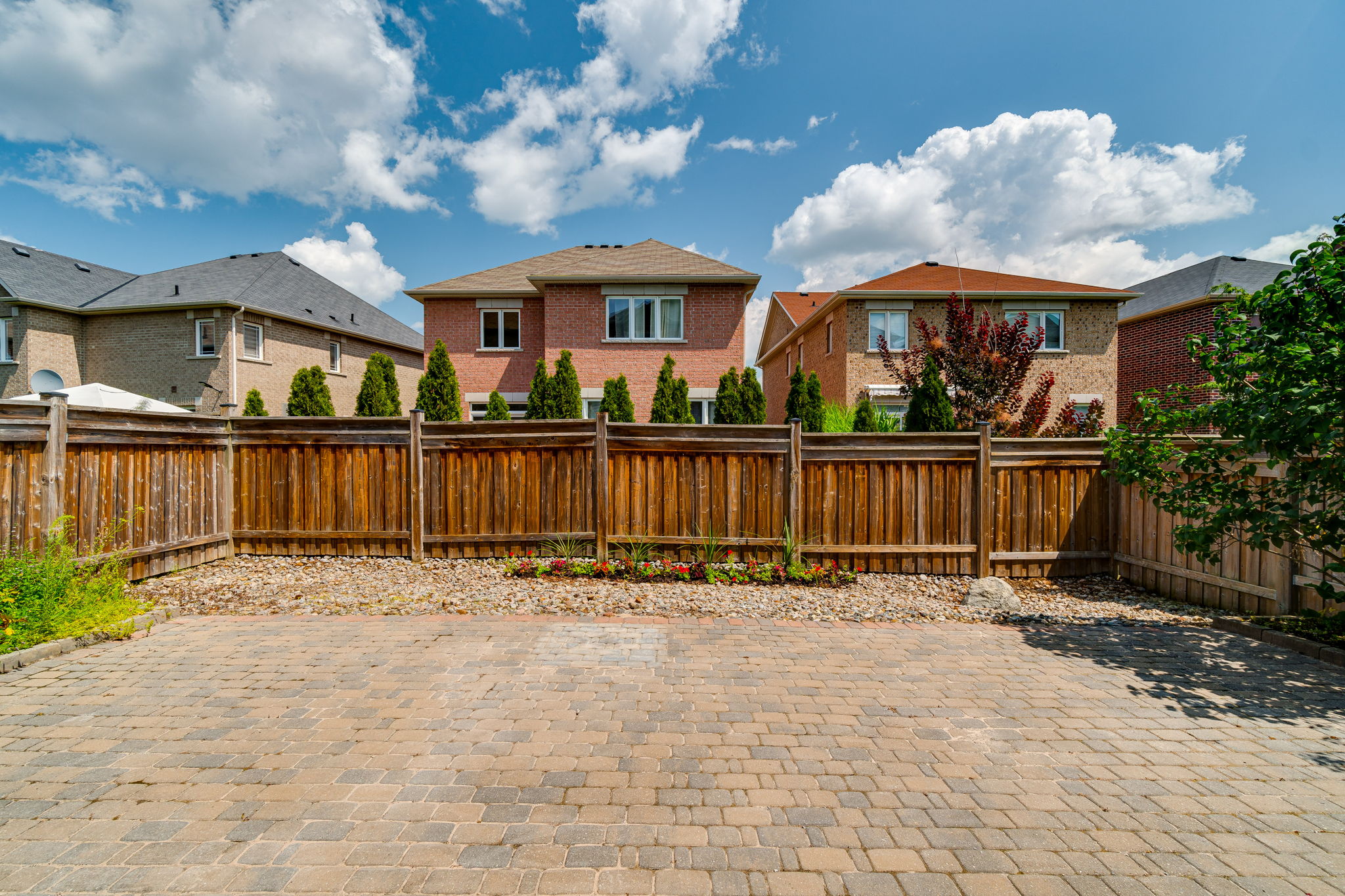 Aurora property showcase — delivered property photograph 54