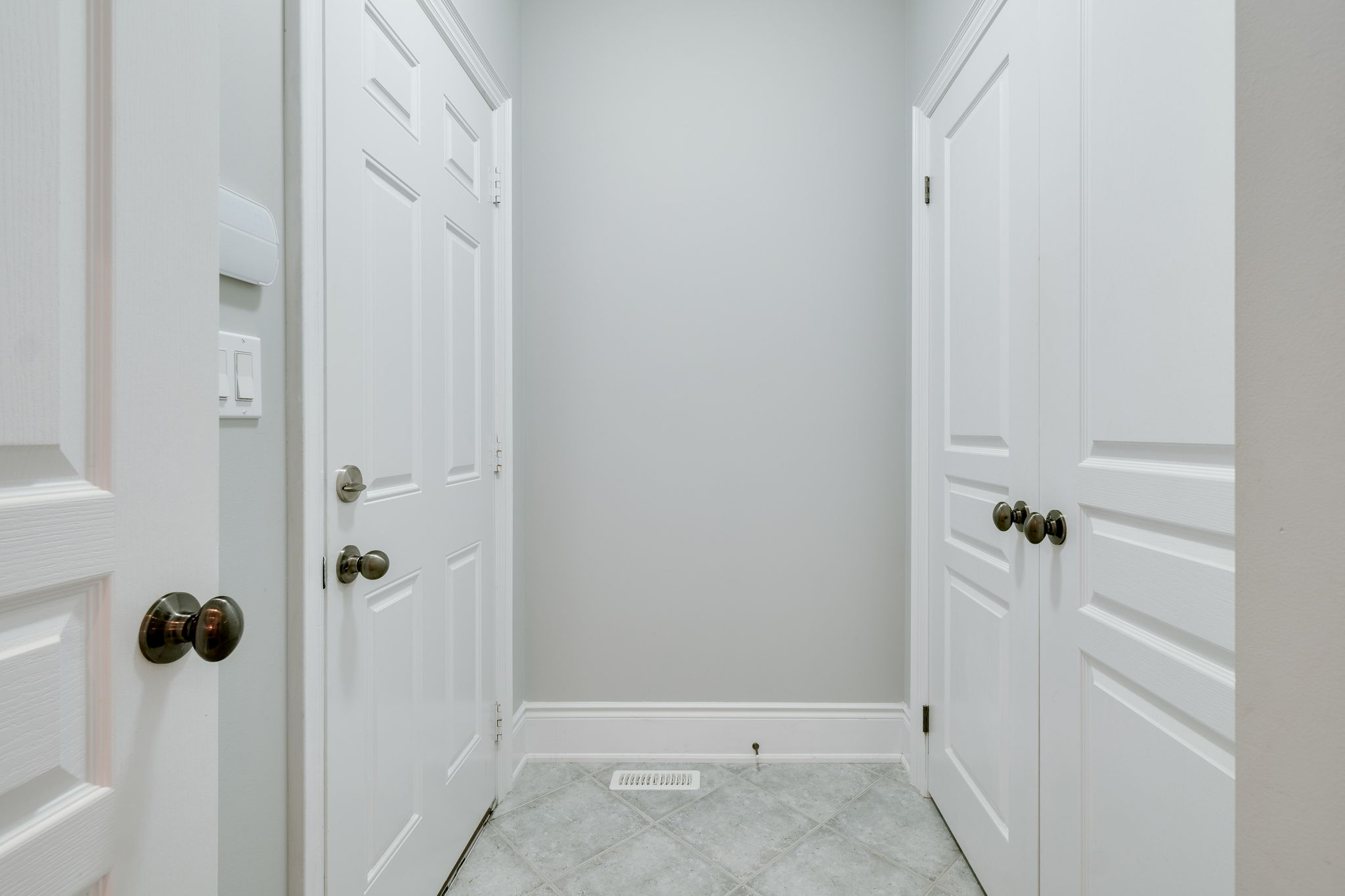 Aurora property showcase — delivered property photograph 22