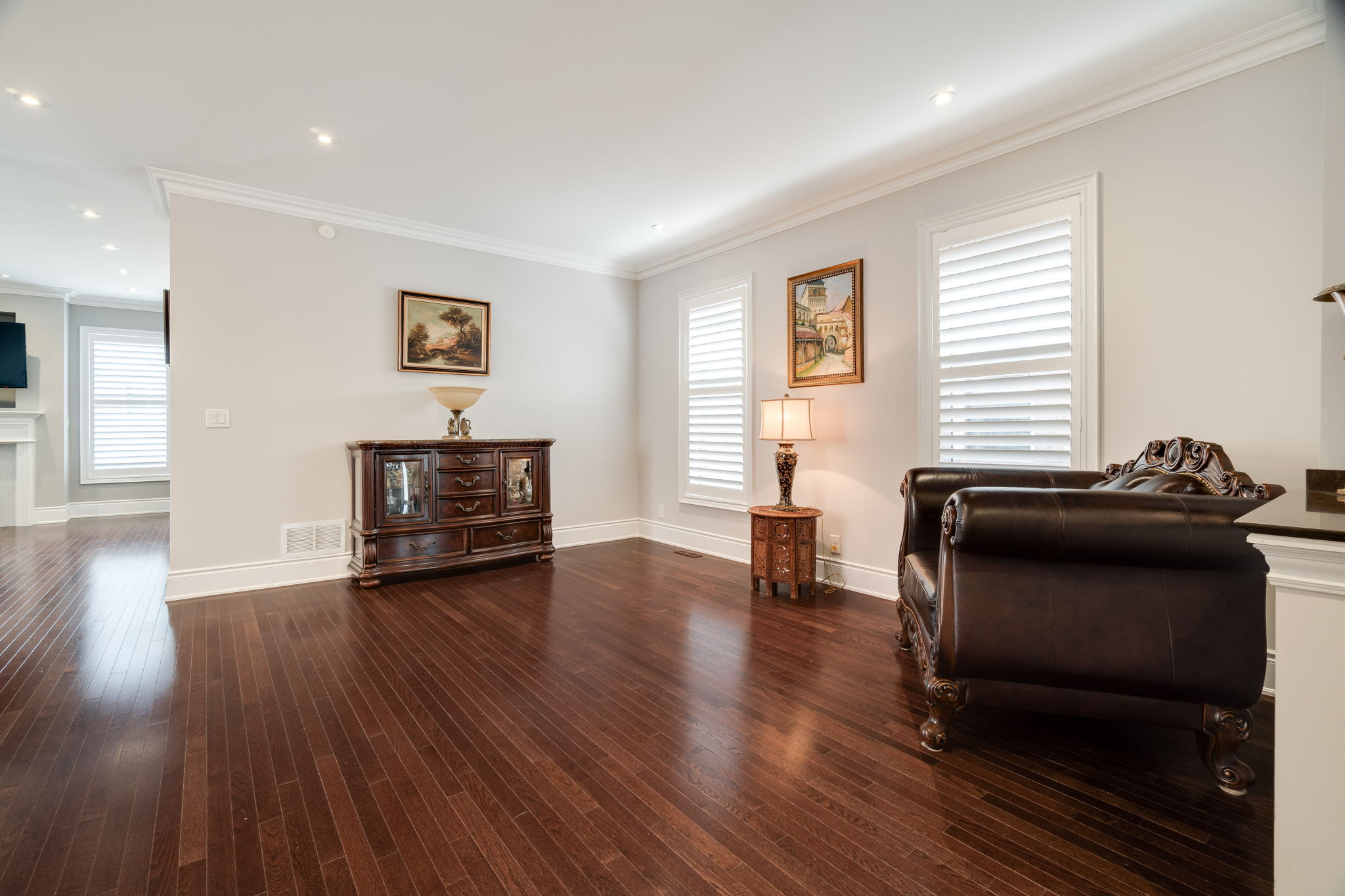 Aurora property showcase — delivered property photograph 6