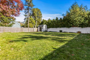 27 Walton St, Wakefield, MA 01880, USA Photo 20