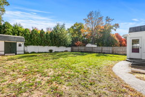 27 Walton St, Wakefield, MA 01880, USA Photo 21