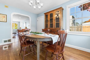 27 Walton St, Wakefield, MA 01880, USA Photo 3