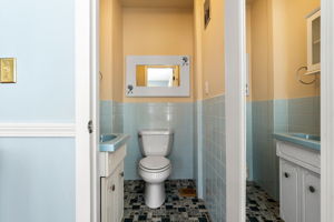 27 Walton St, Wakefield, MA 01880, USA Photo 8