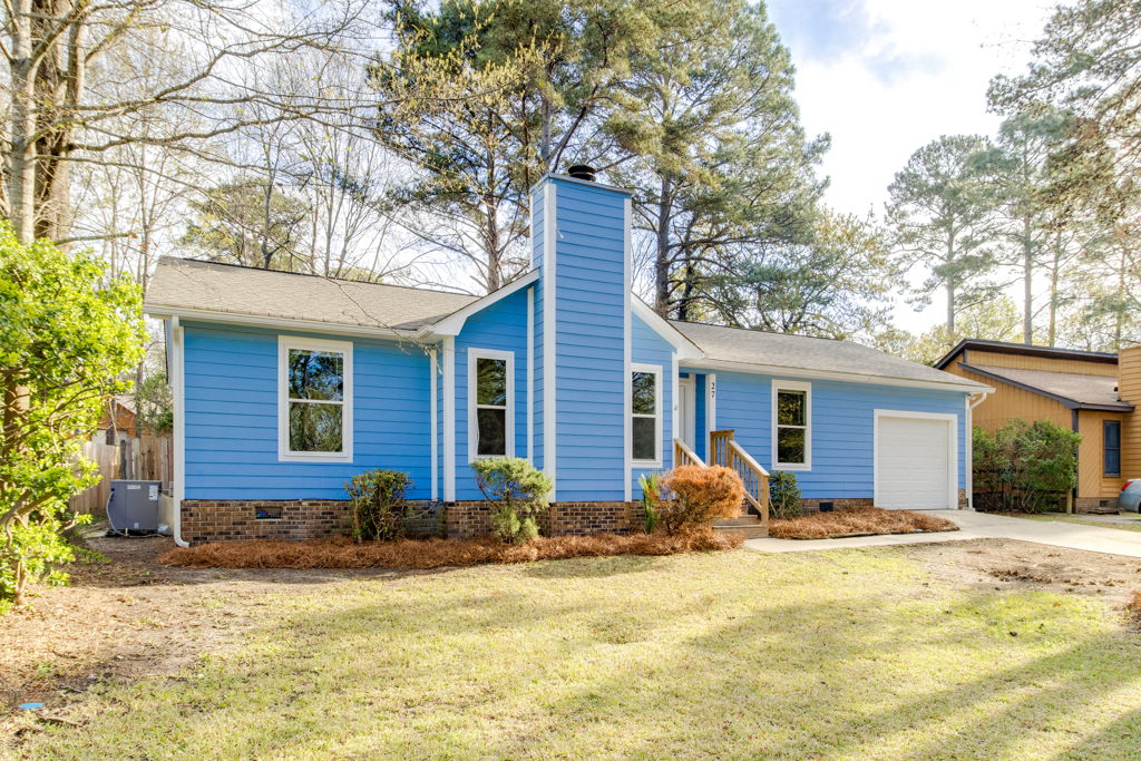 feature image of Charming Living at 27 Westgrove Court: A Columbia Gem