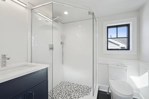 3rd Fl Hall Bath