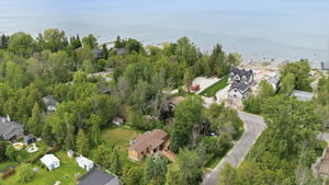  Photo 0