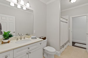 Guest Ensuite Bath with Dual Entry from Foyer Hall and Second Bedroom