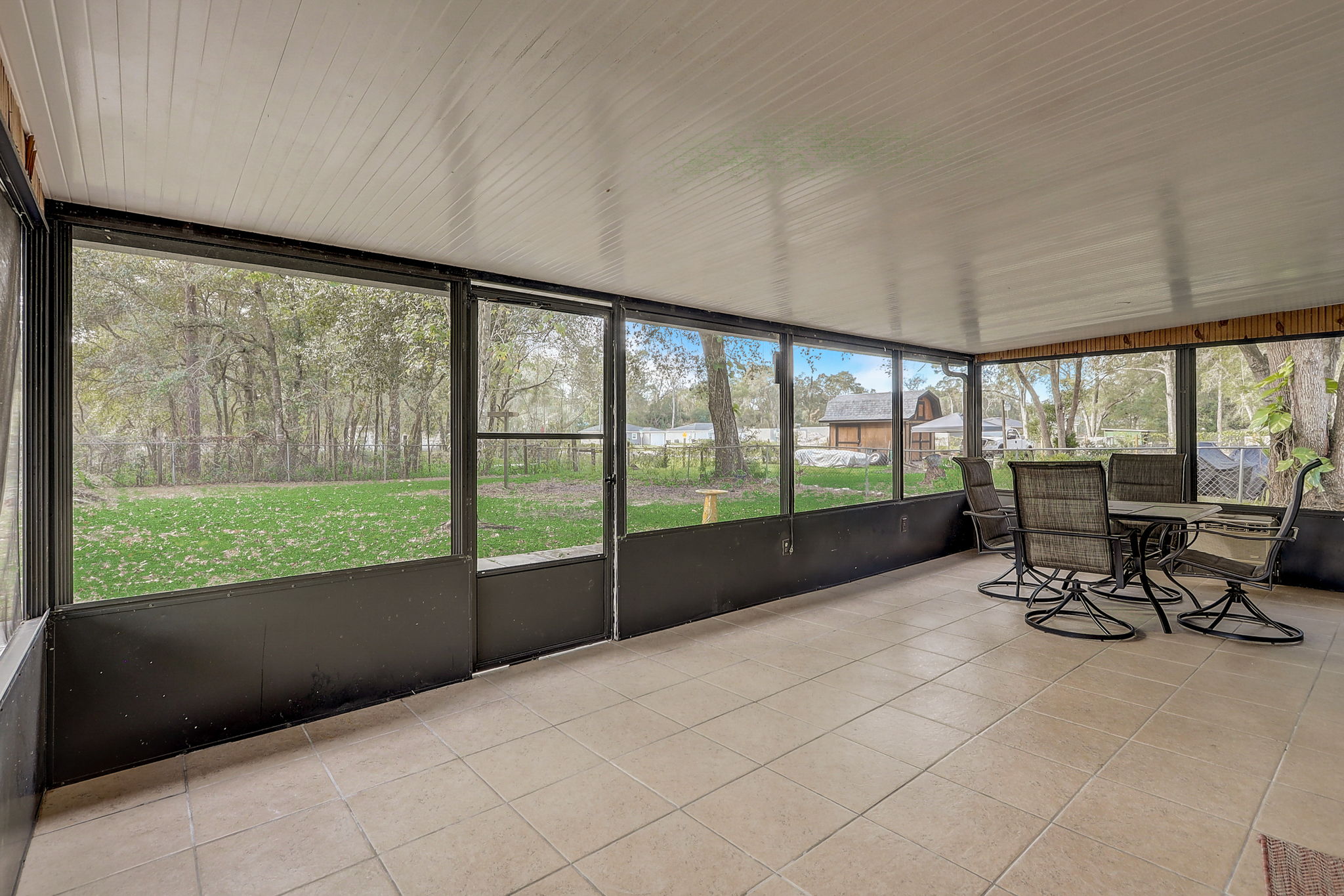 Dogwood Ave-030