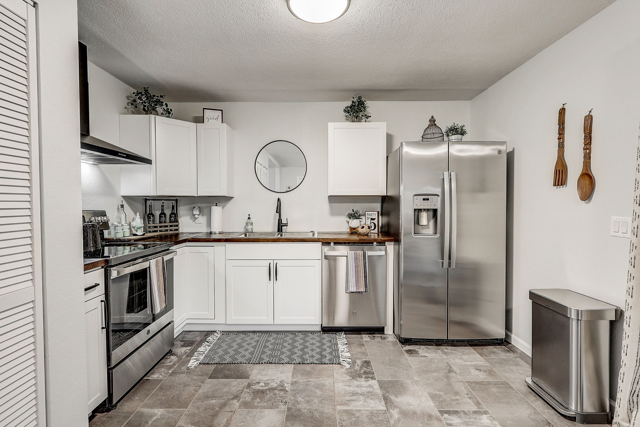 Dogwood Ave-015