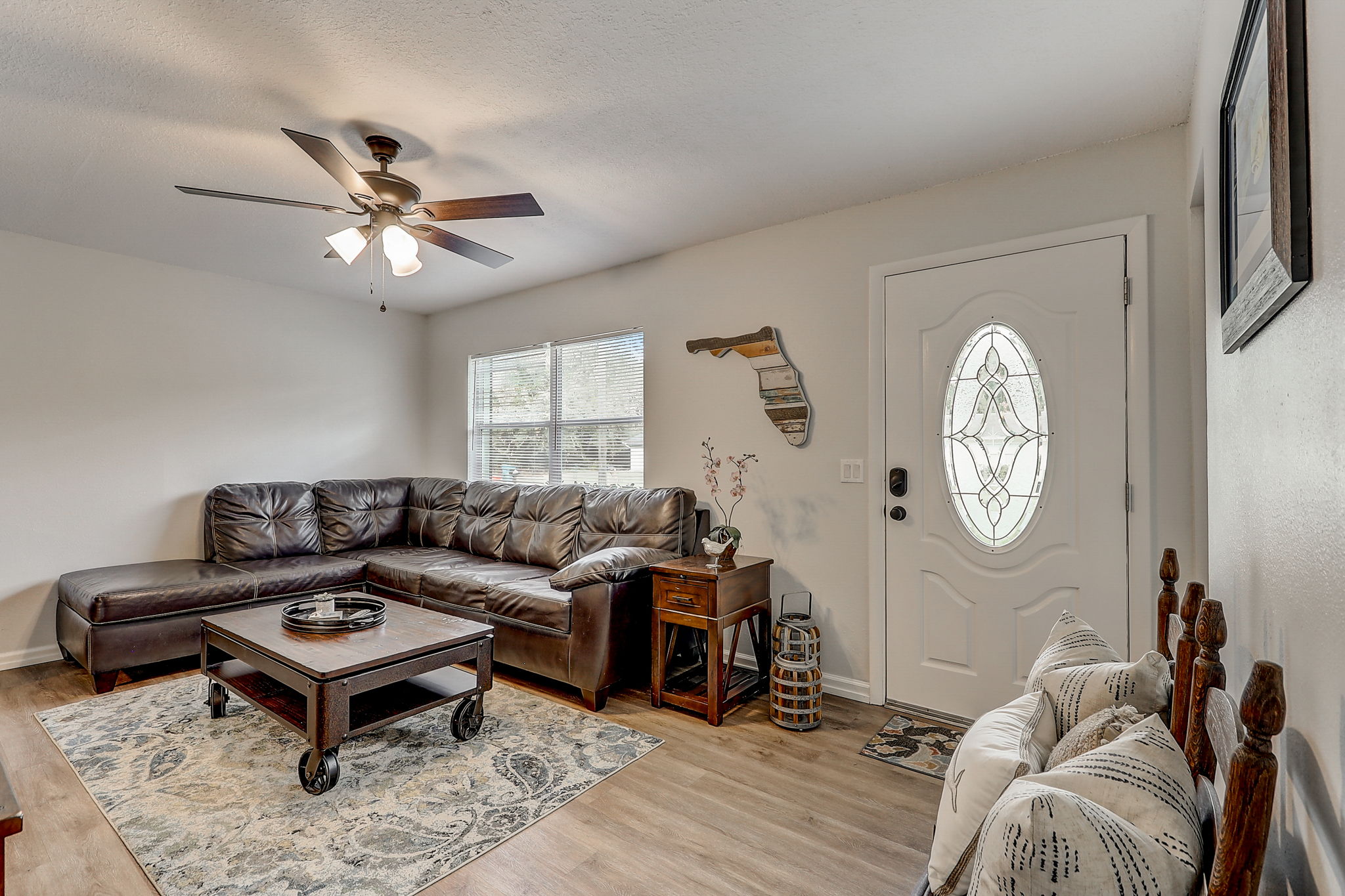 Dogwood Ave-006