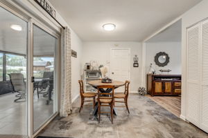 Dogwood Ave-011