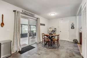 Dogwood Ave-013