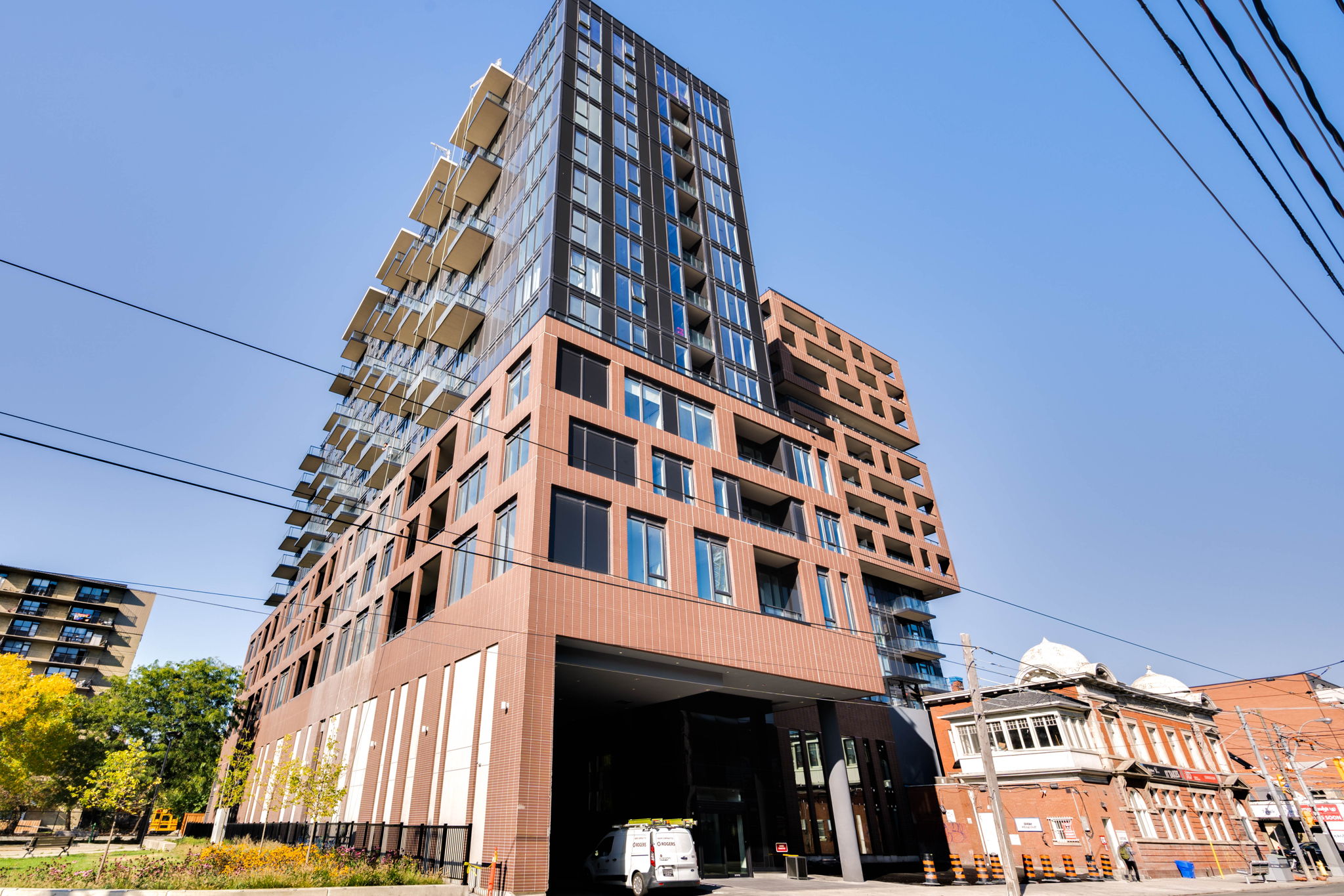 270 Dufferin St Unit 702