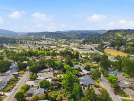 015_F8_AERIAL_270 La Cuesta Dr