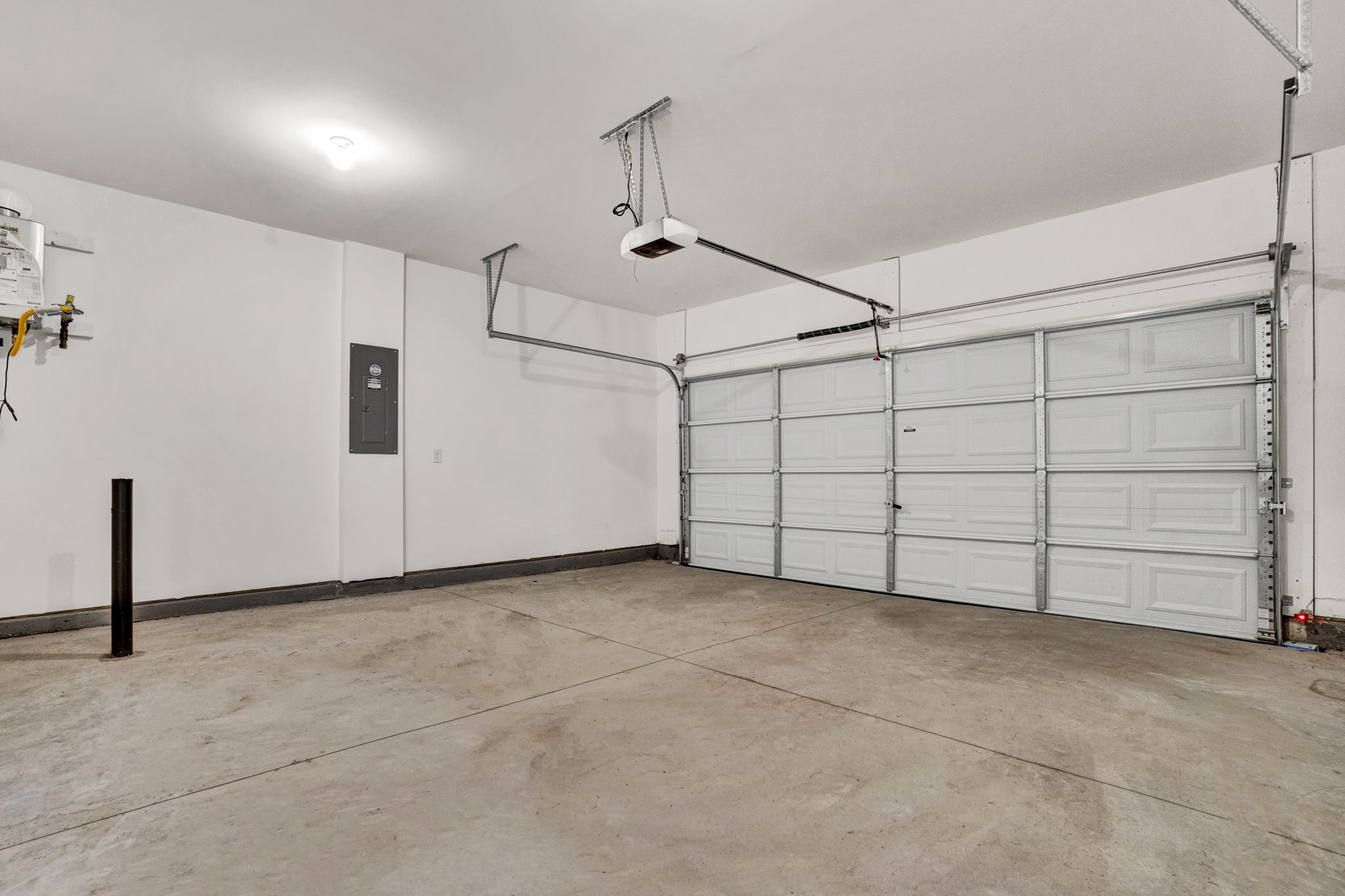  Photo 35