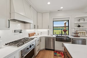 Tulip Ln-S1104-021.jpg