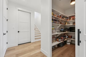 Tulip Ln-S1104-036.jpg