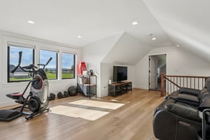 Tulip Ln-S1104-050.jpg