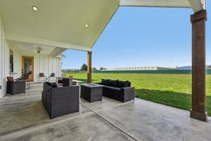 Tulip Ln-S1104-055.jpg