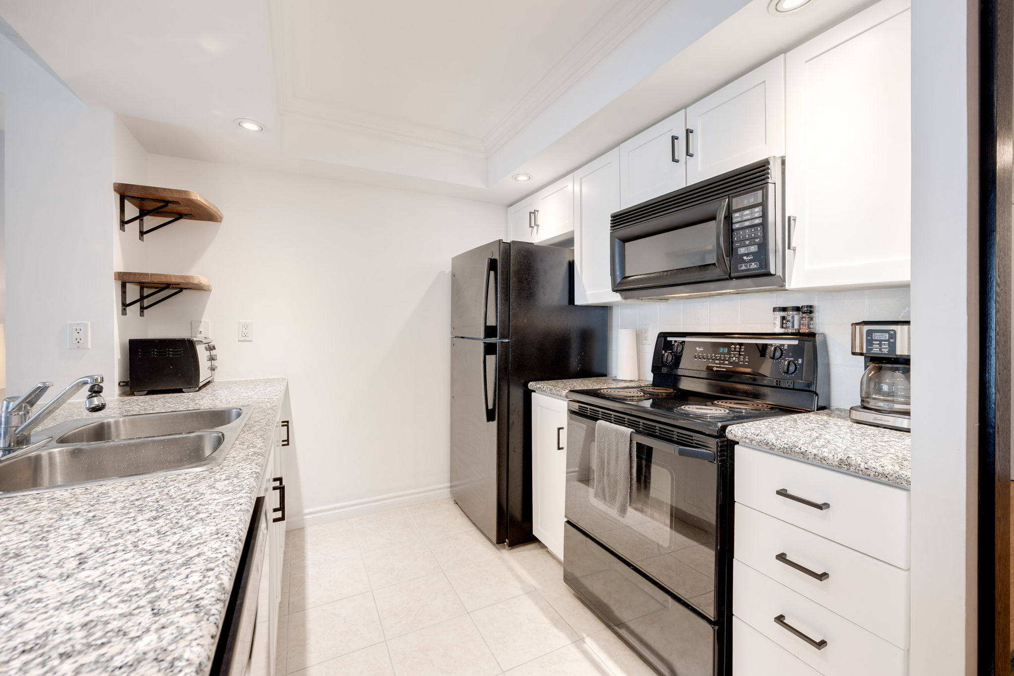 Toronto property showcase — delivered property photograph 3