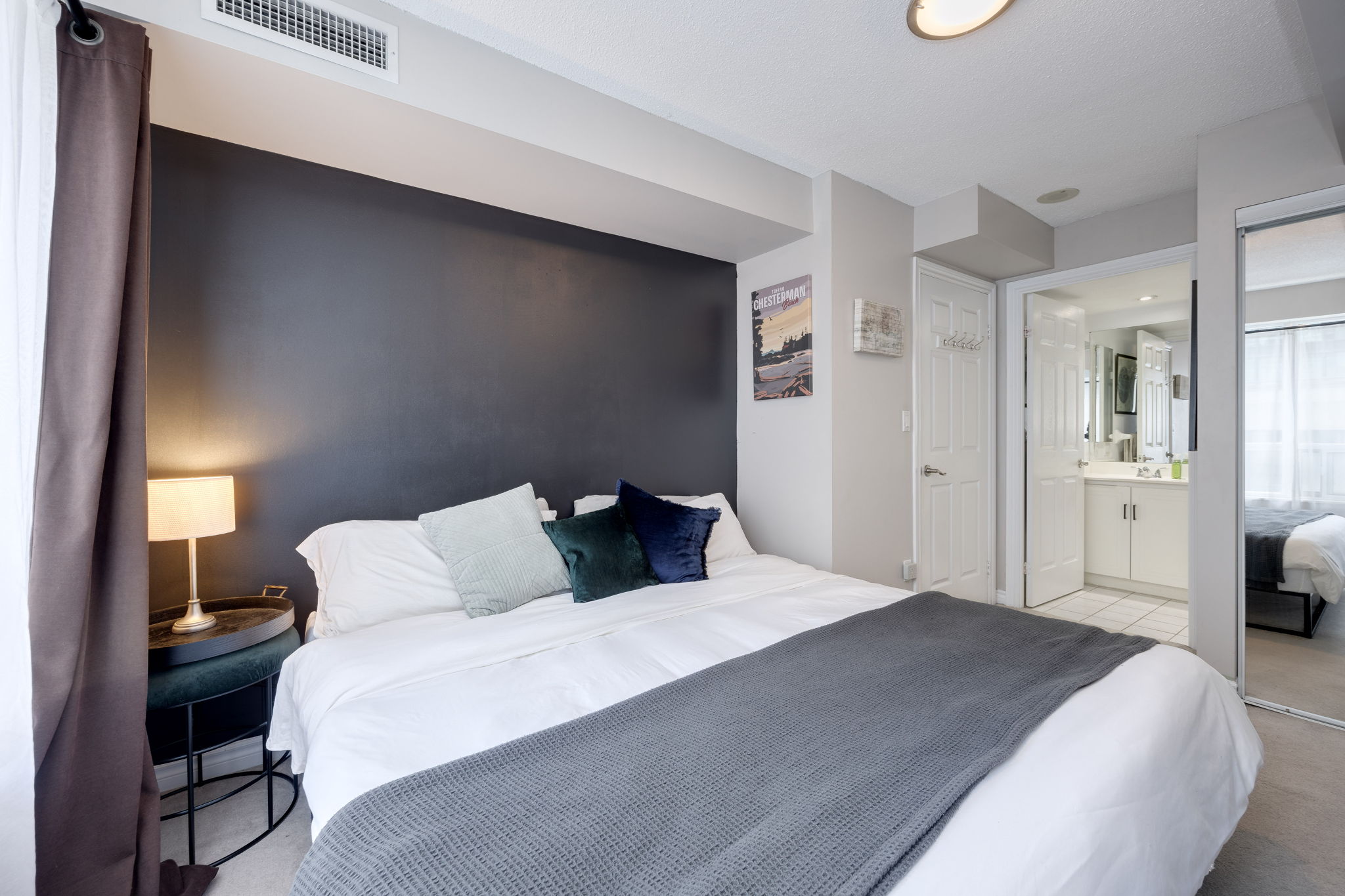 Toronto property showcase — delivered property photograph 16