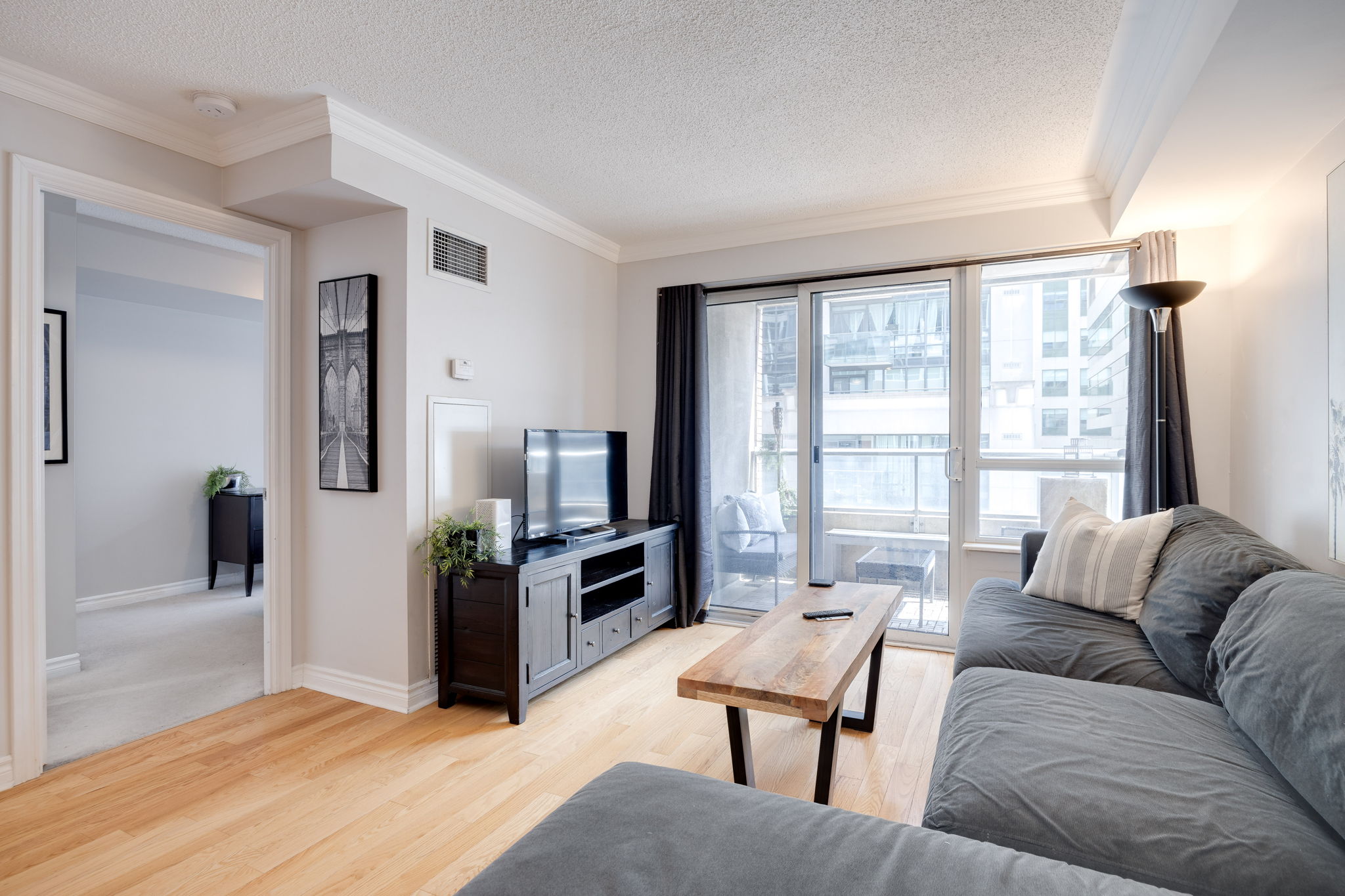 Toronto property showcase — delivered property photograph 8