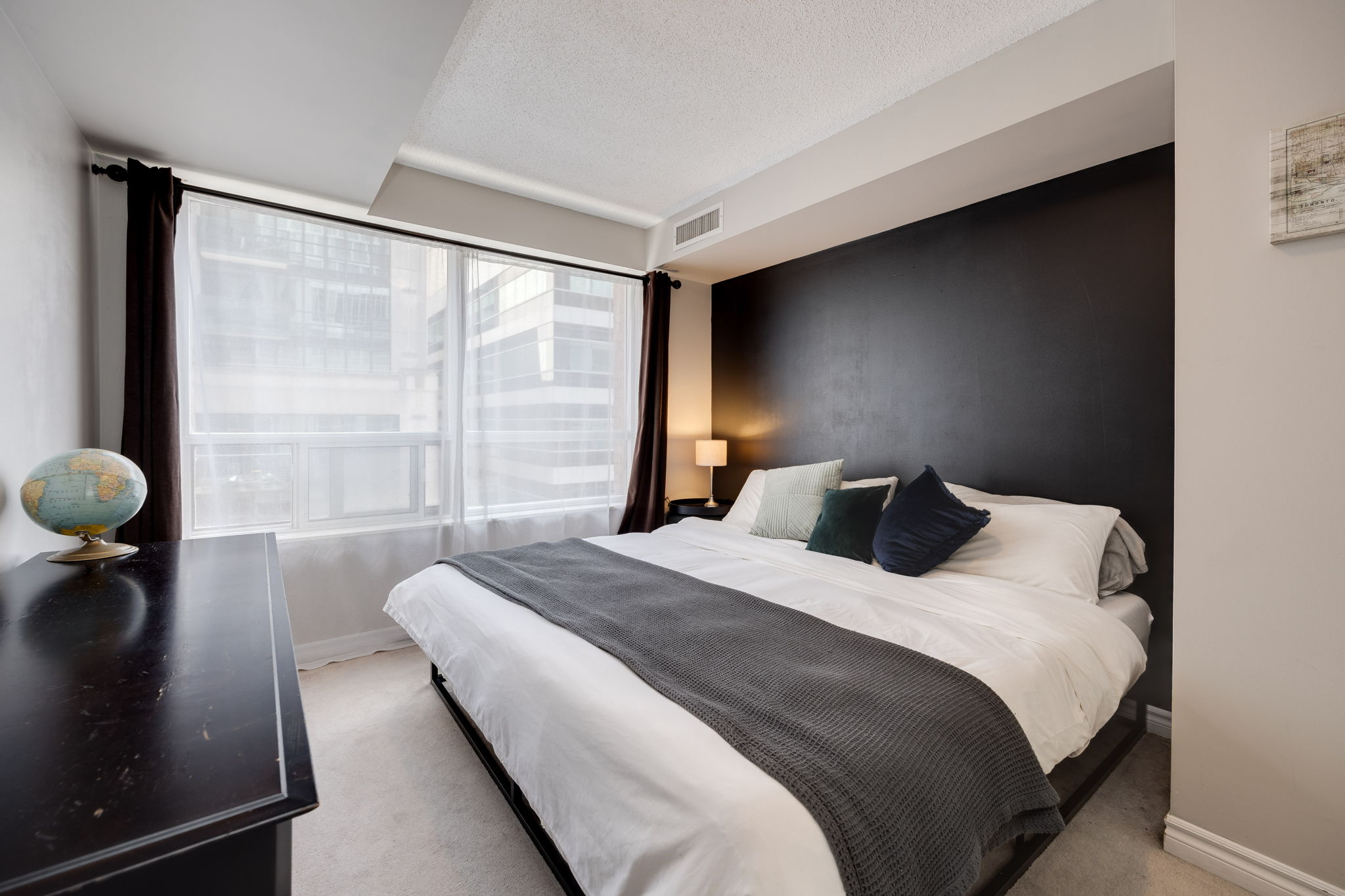 Toronto property showcase — delivered property photograph 15