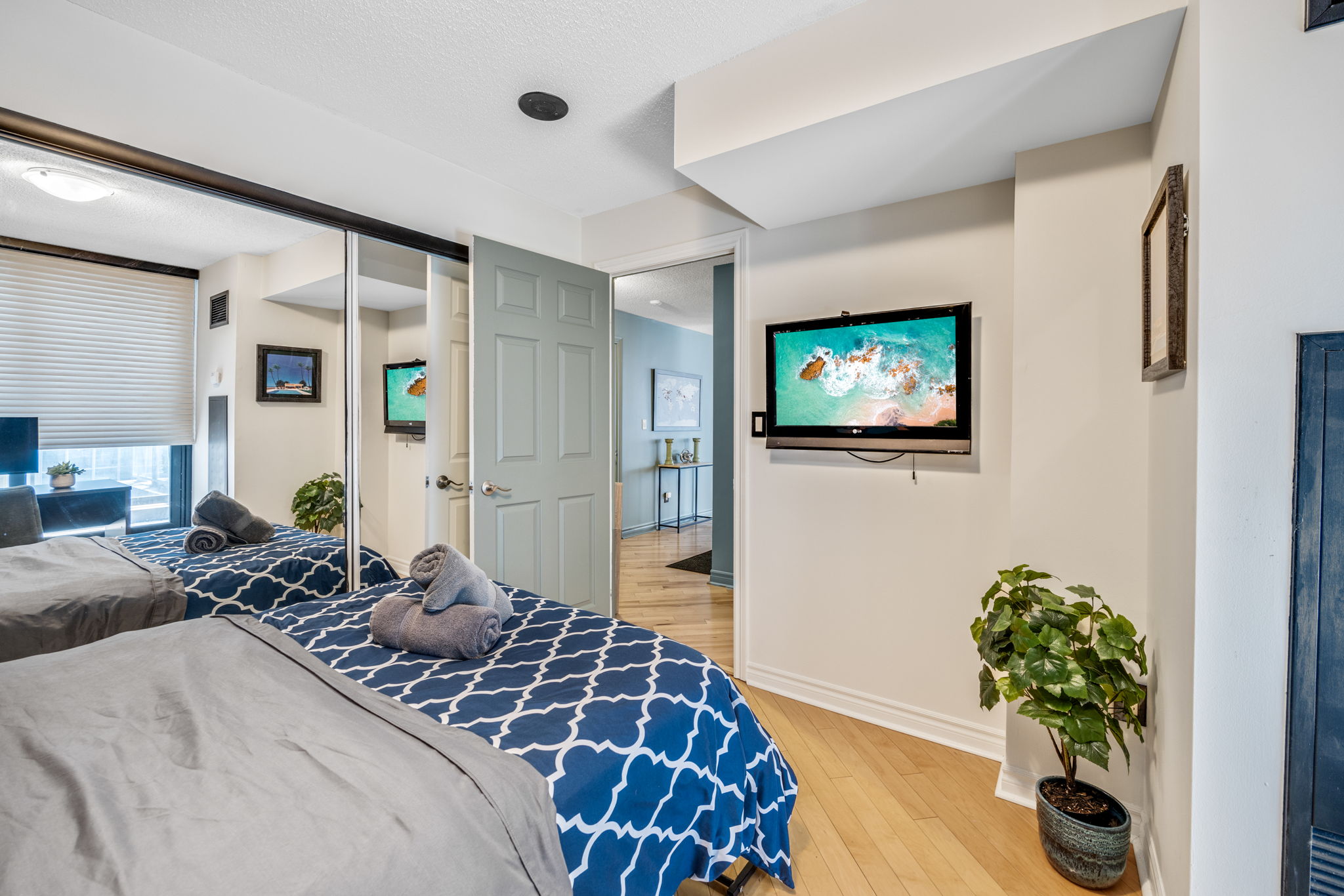 Toronto property showcase — delivered property photograph 17