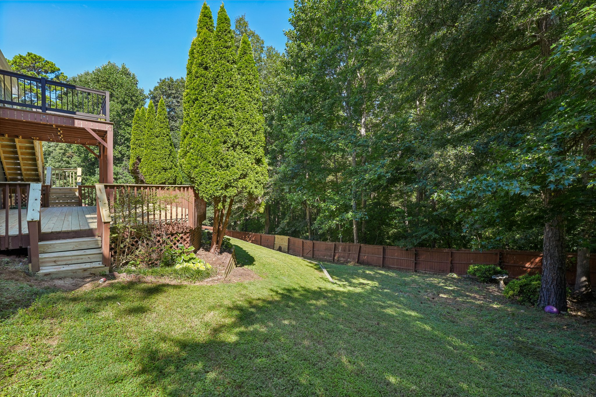 Wentworth Dr-S2608-058.jpg