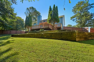 Wentworth Dr-S2608-056.jpg