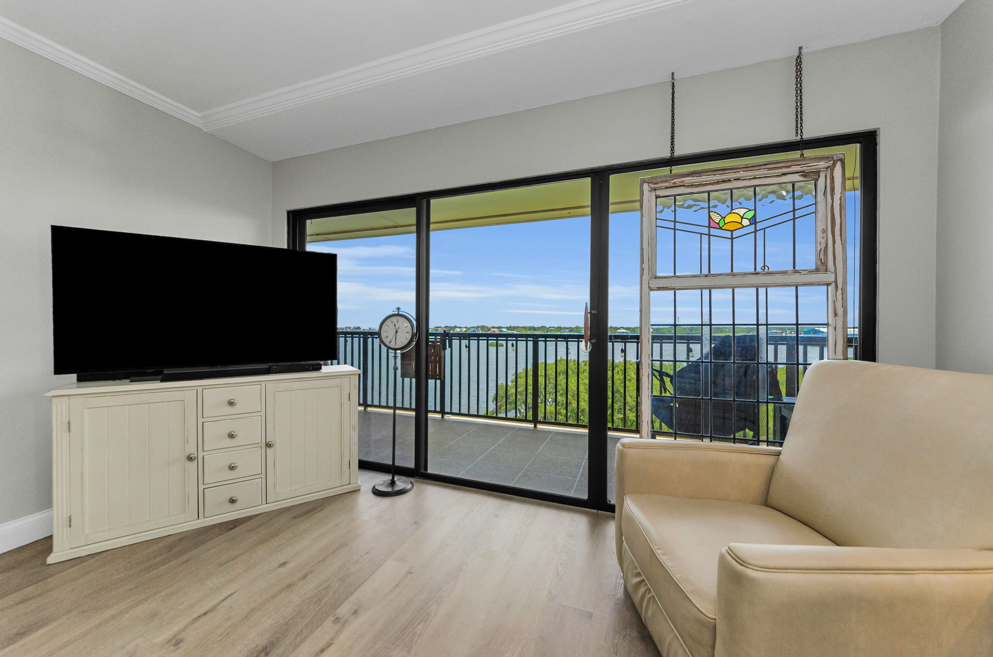 Family Room 3