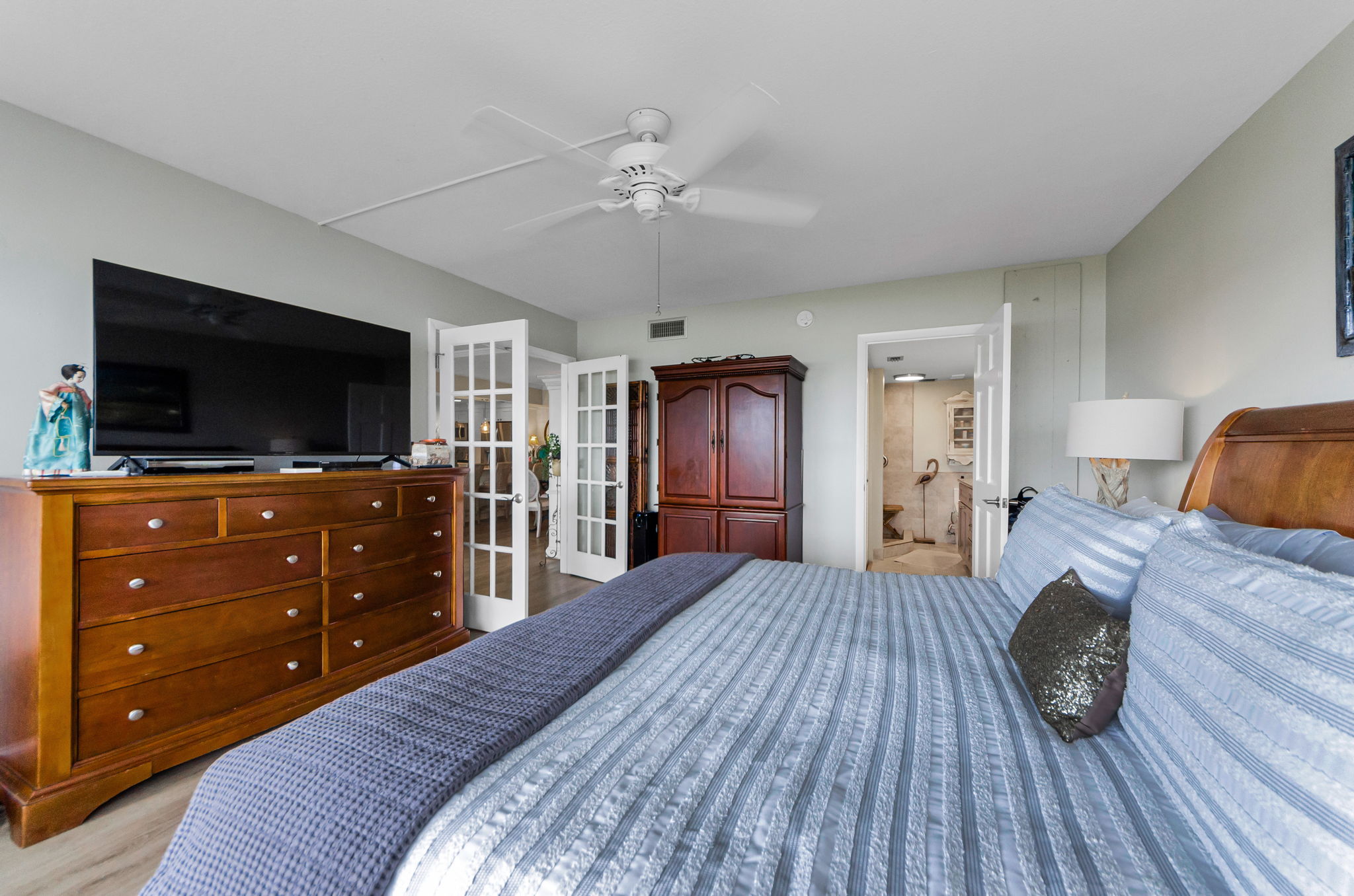 Master Bedroom 1d