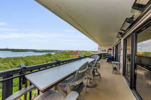 Balcony 4