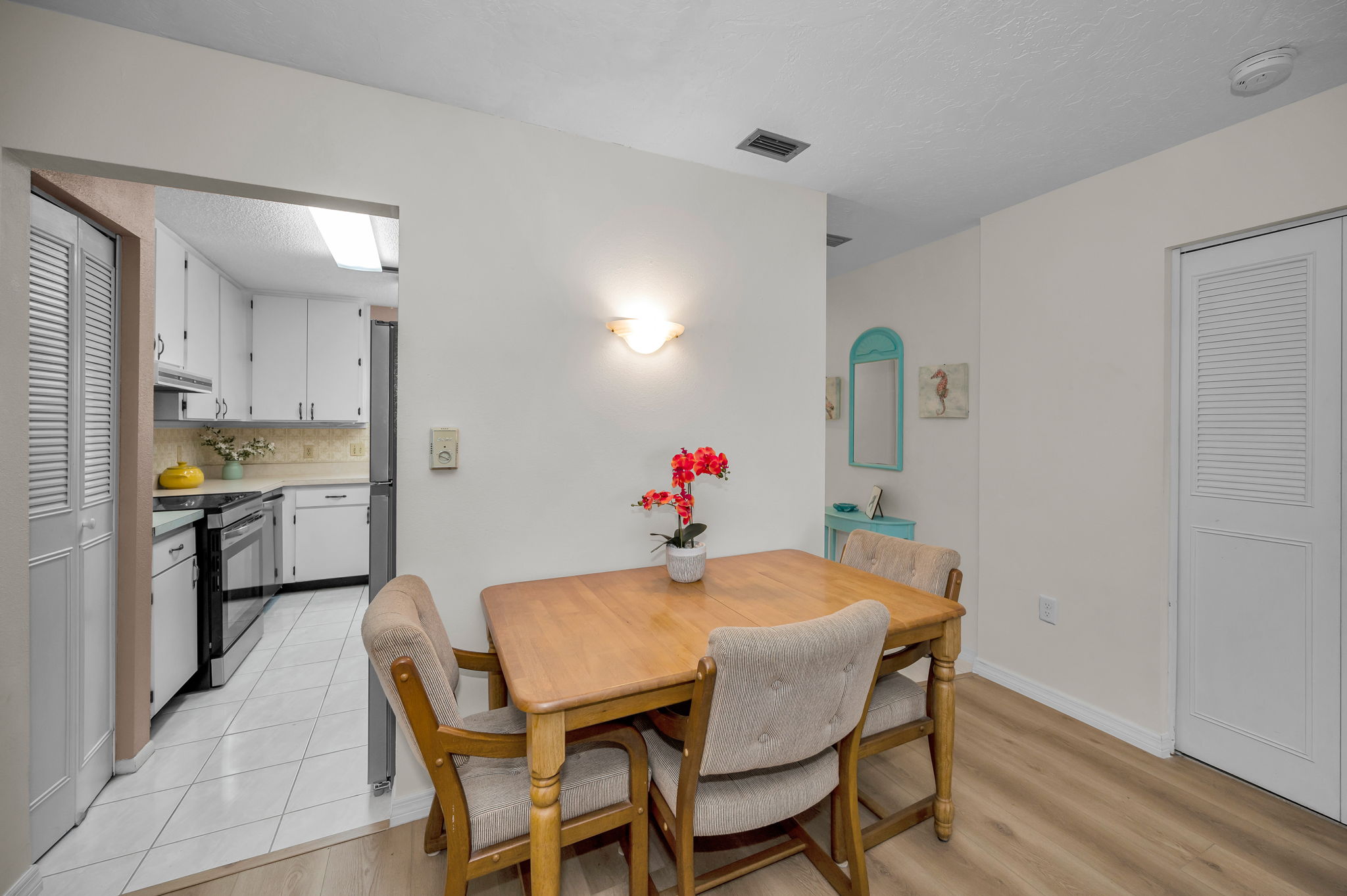 Dining Room4
