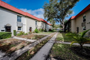 Front Exterior3