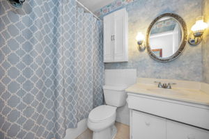 Upper Level Bathroom2