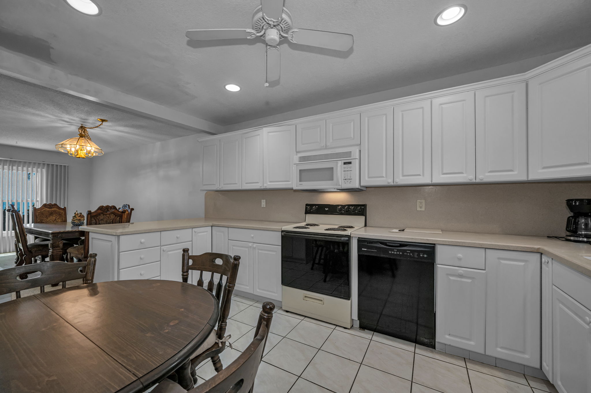 Kitchen 1