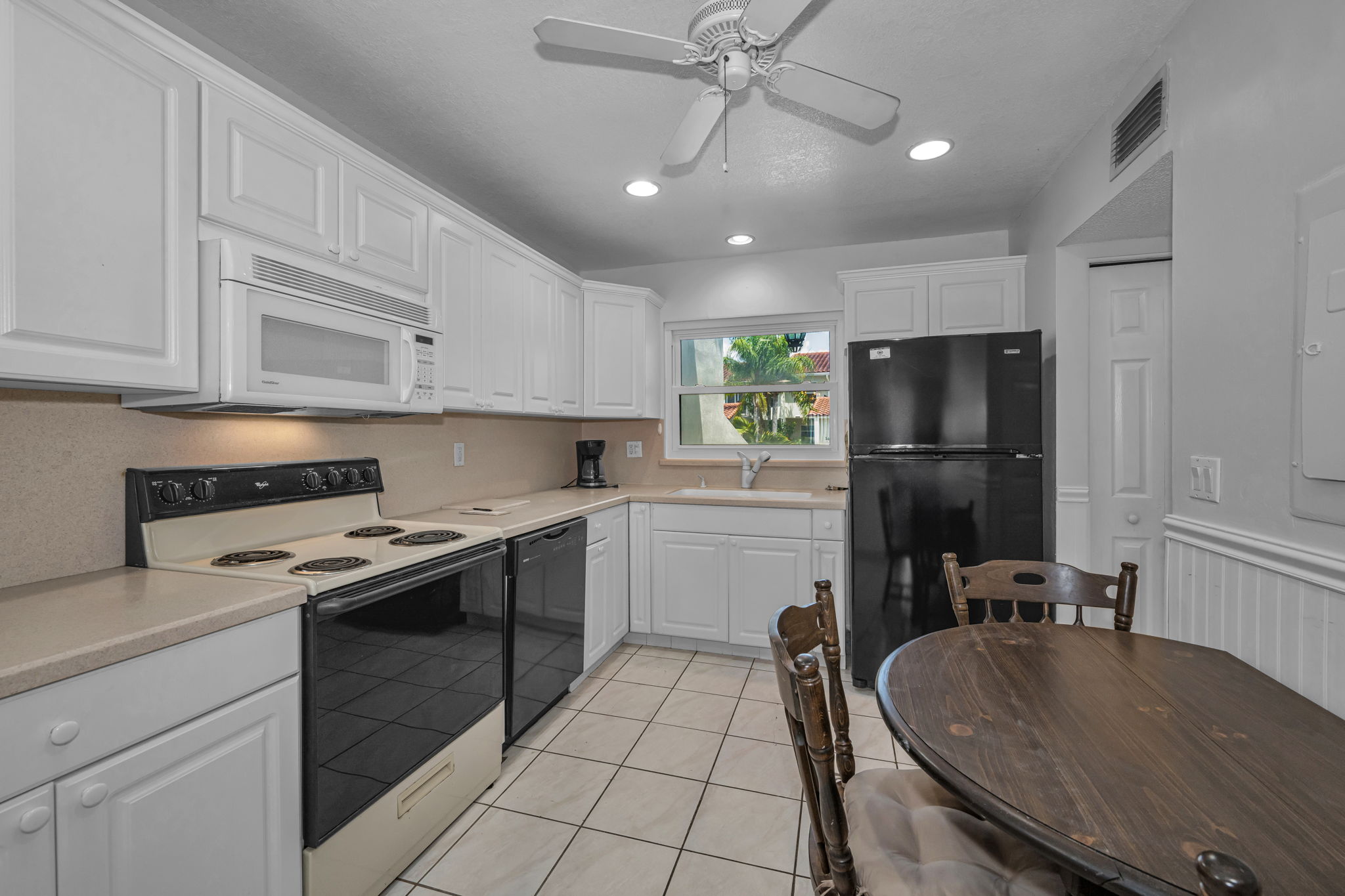 Kitchen 3