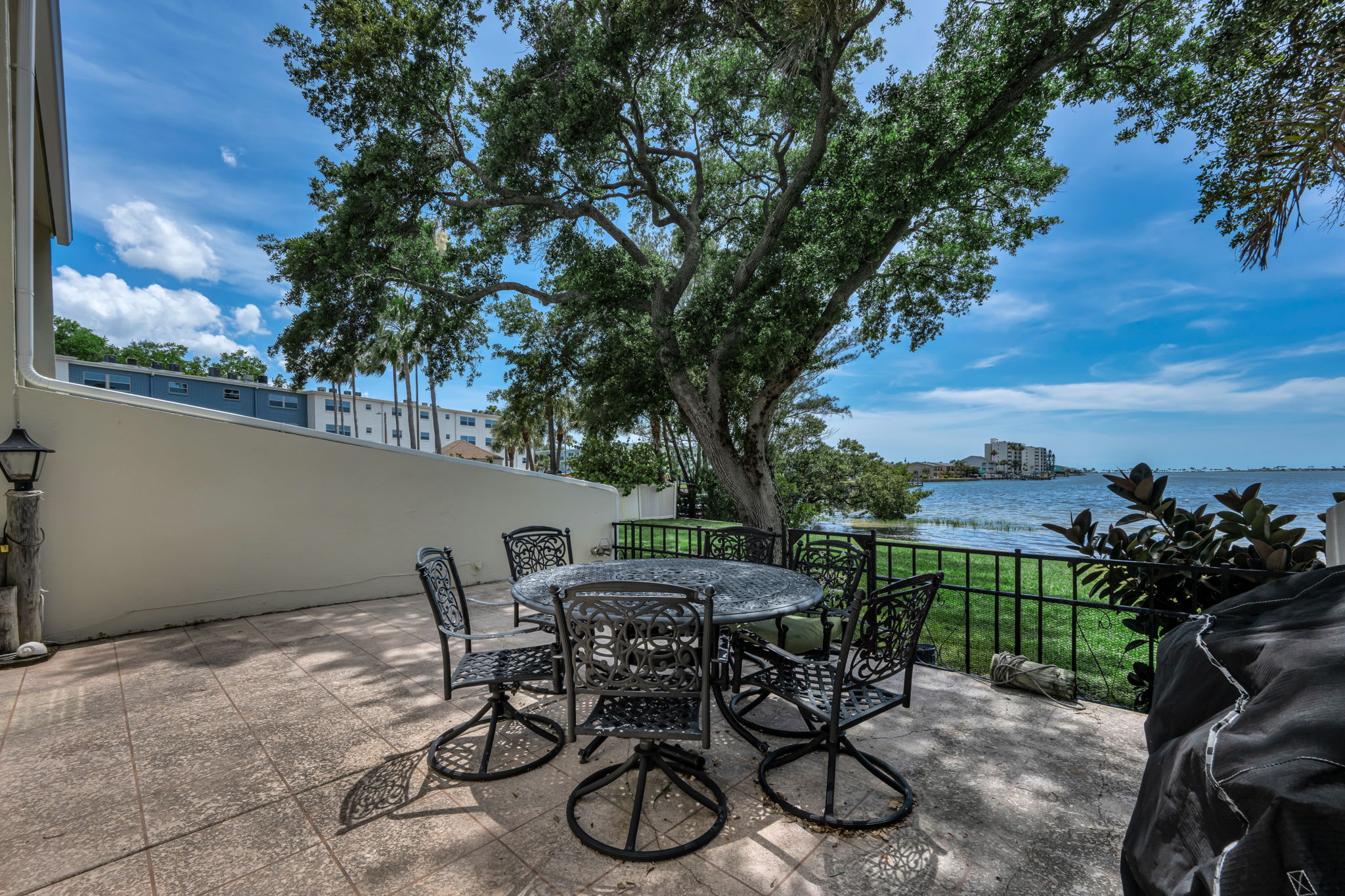 Patio 1