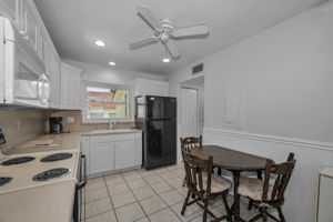 Kitchen 4