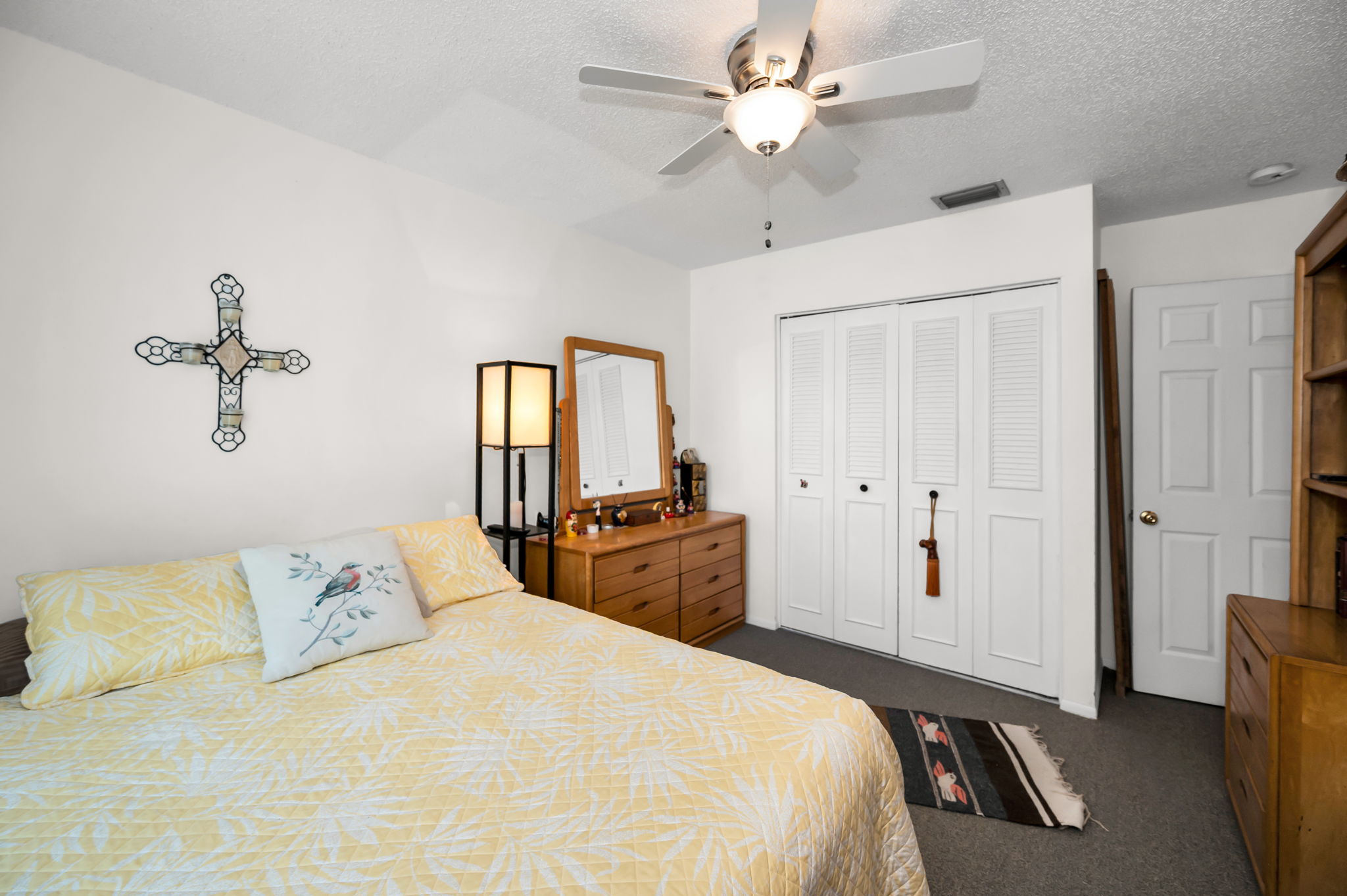 Upper Level Bedroom3b