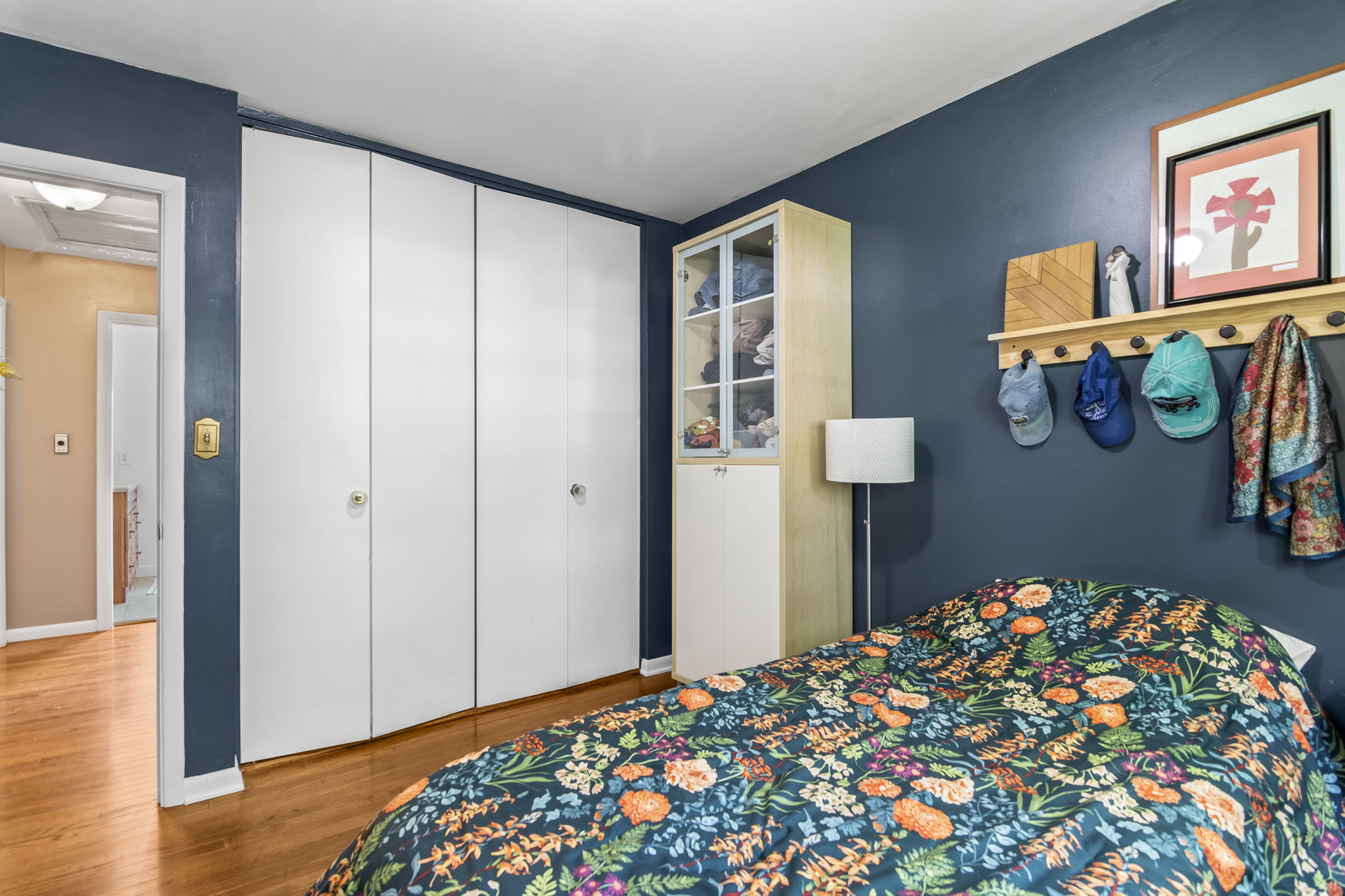 Bedroom 33